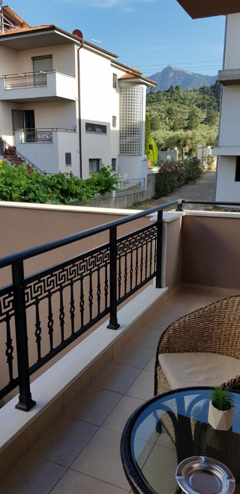Athinas Apartment Тасос Экстерьер фото